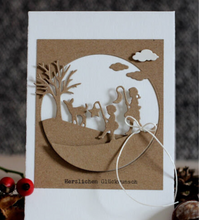 Die - Deer with Tree- Panorama Series - Charlie & Paulchen