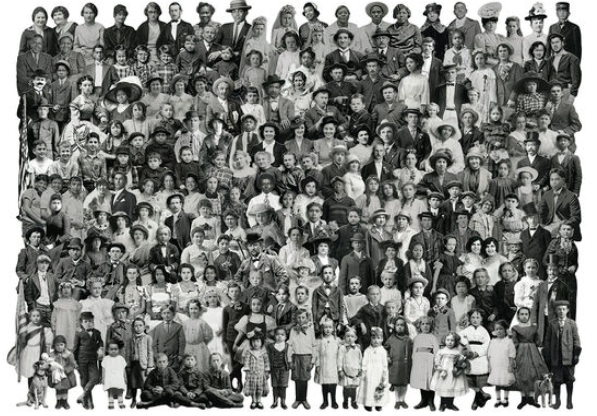 Paper Dolls - Mini - Tim Holtz - Ideaology