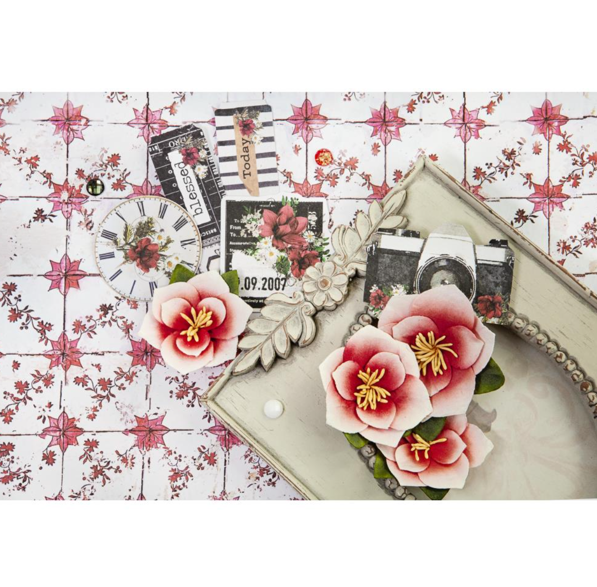 Ephemera - Magnolia Rouge - Prima Marketing - Icons With Foil Detail